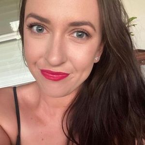 Meet your Posher, Steph